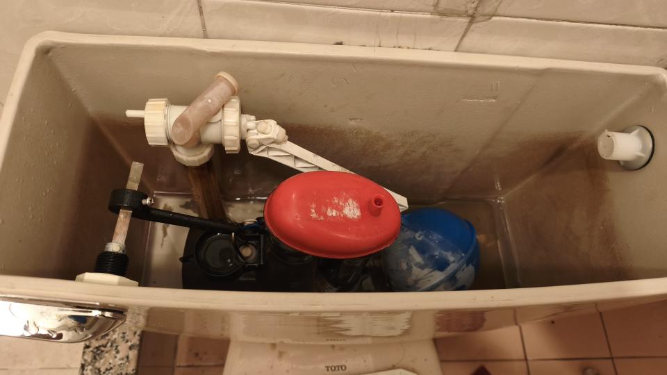 馬桶安裝工作照片