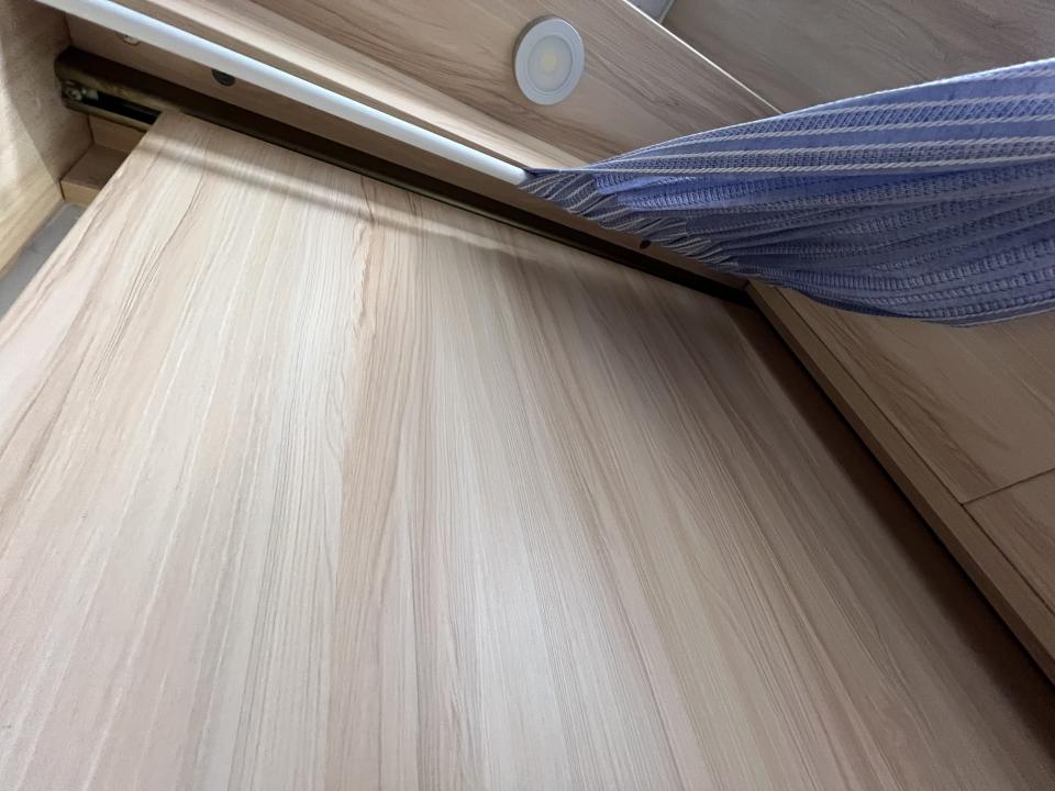 傢俬維修工作照片