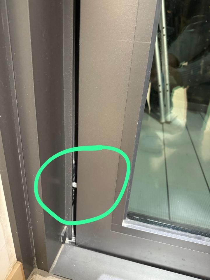 Door repairJob photo