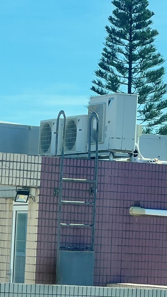 冷氣安裝工作照片