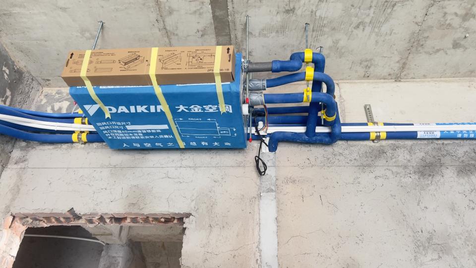 冷氣安裝工作照片