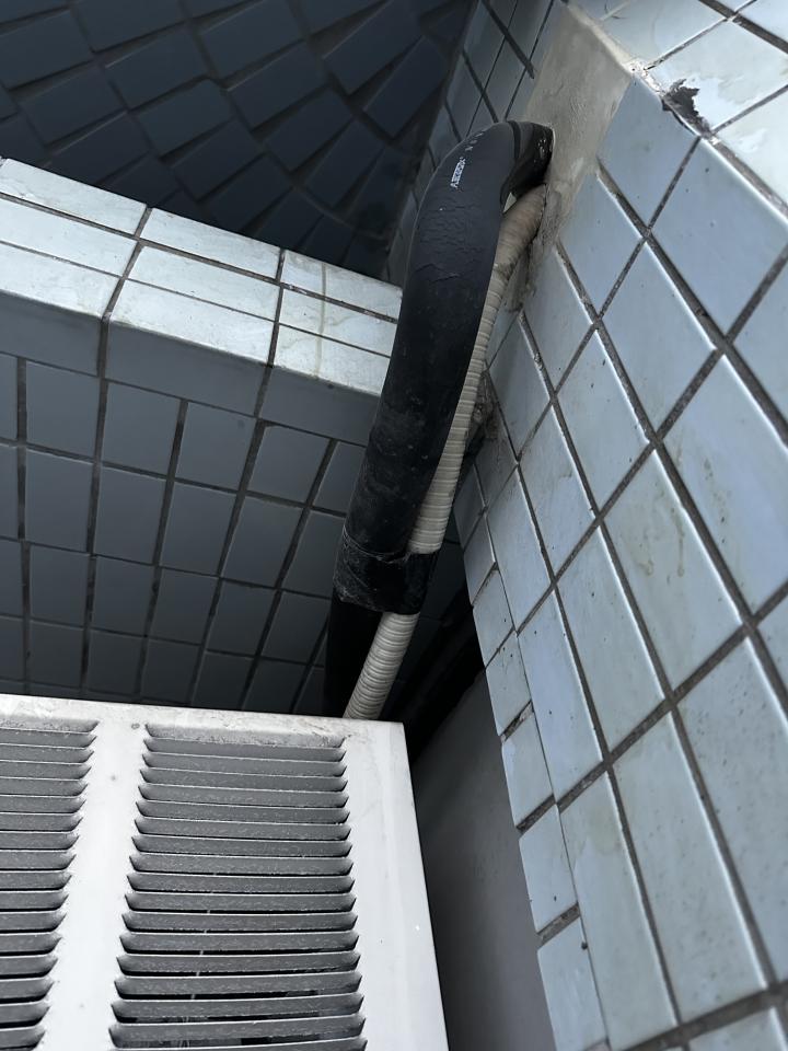 冷氣維修工作照片