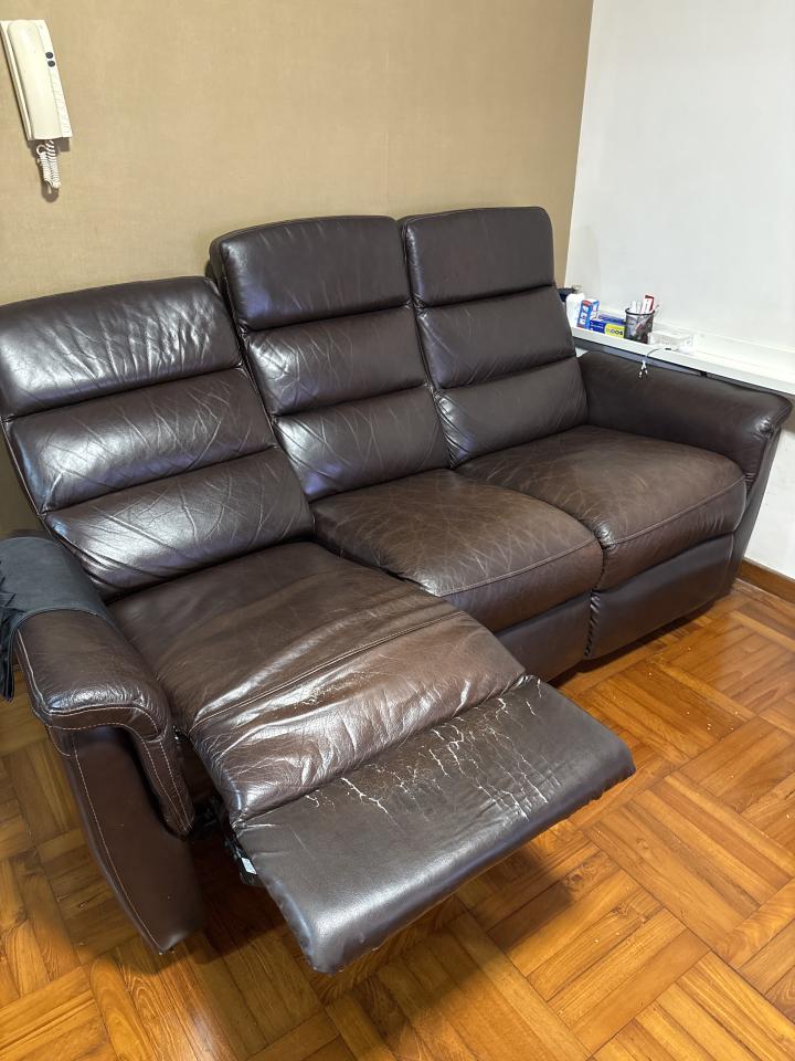 傢俬維修工作照片