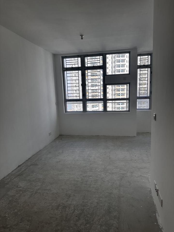 膠地板安裝工作照片