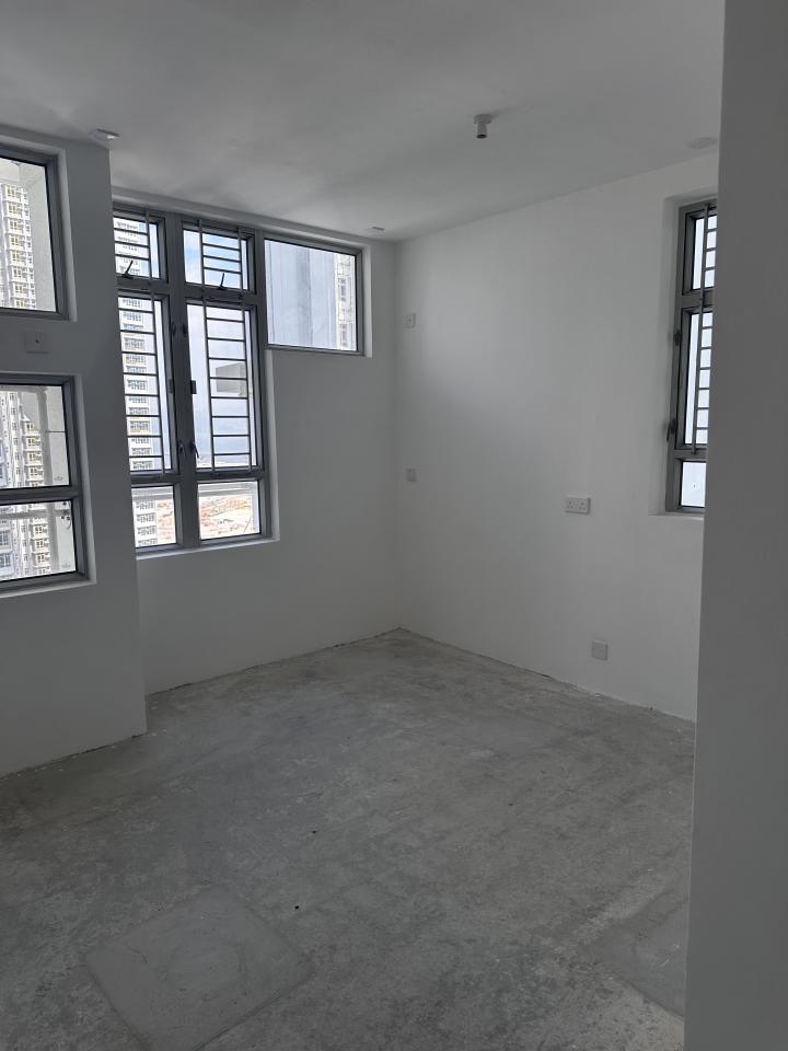 膠地板安裝工作照片