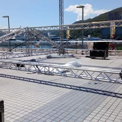 提供燈光音響團隊服務的專家Man