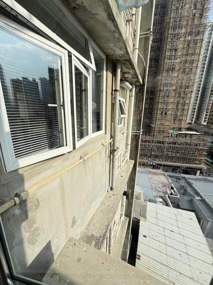 Clothes Drying Rack Installation Job photo