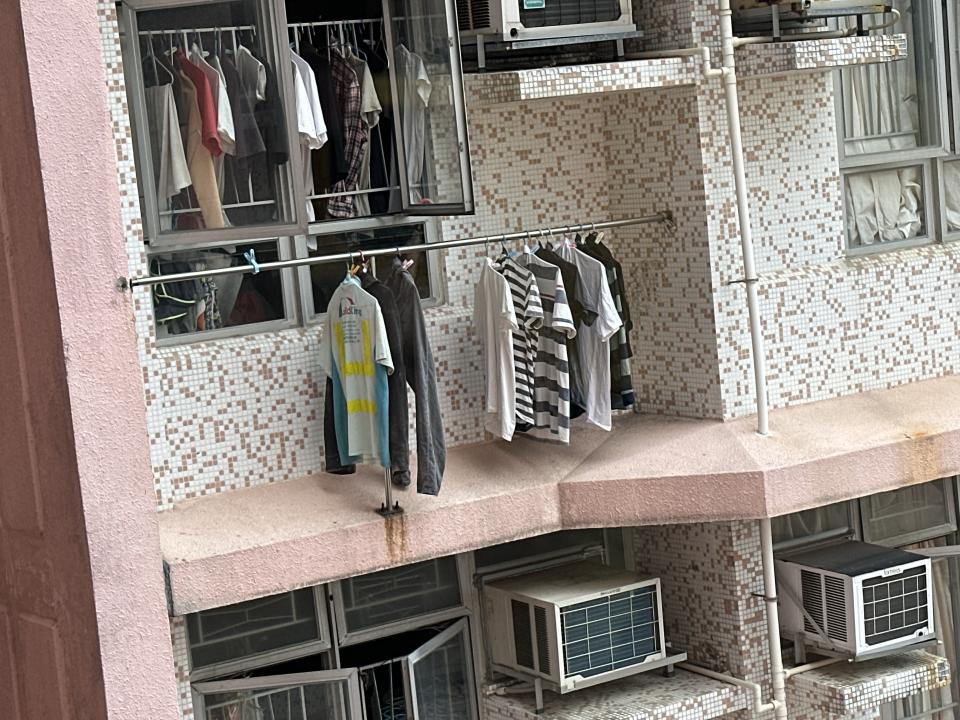 晾衫架安裝工作照片