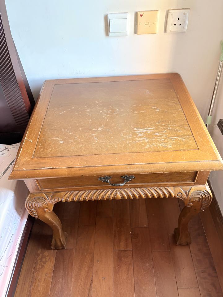 傢俬維修工作照片