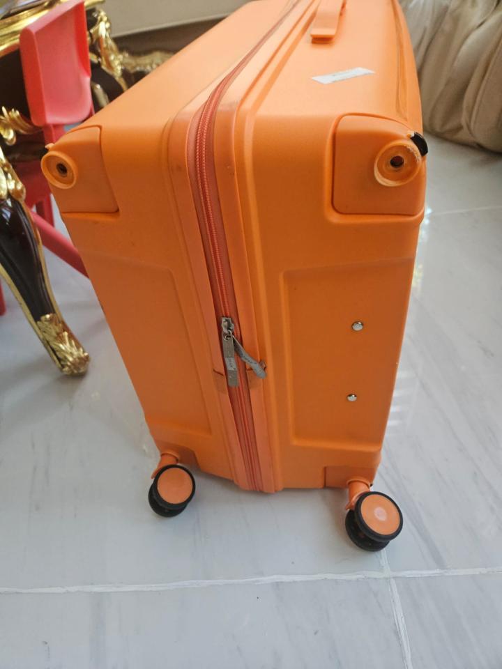 行李箱維修工作照片