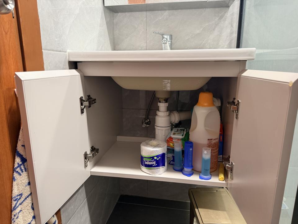 Bathroom Sink Installation & Repairjob photo