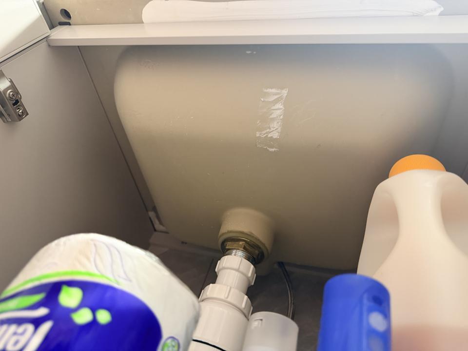 Bathroom Sink Installation & Repairjob photo