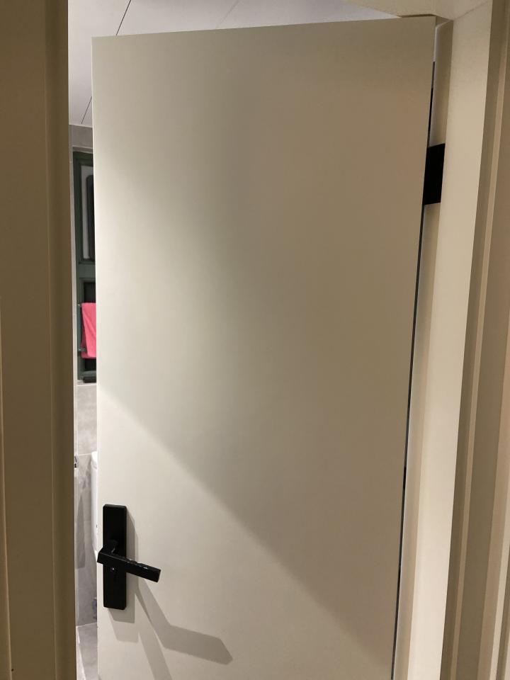 房門安裝工作照片