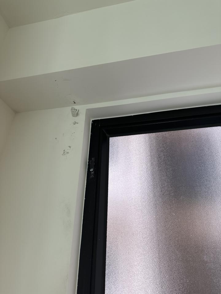 窗簾安裝工作照片