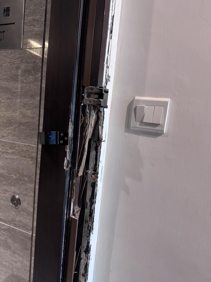 Door repairjob photo