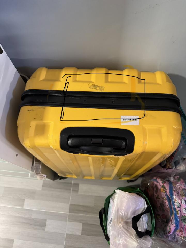 行李箱維修工作照片