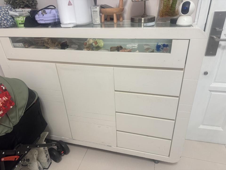 傢俬維修工作照片