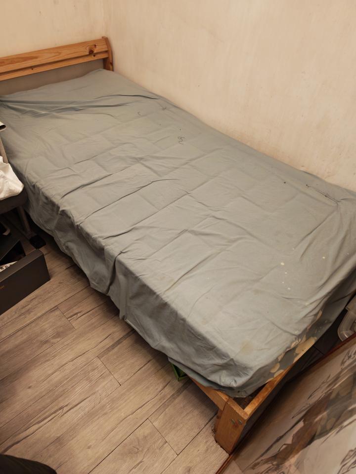 Furniture Recyclejob photo