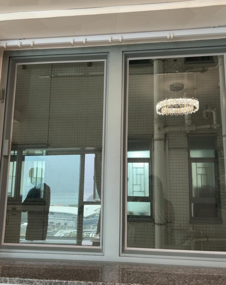 玻璃清潔工作照片