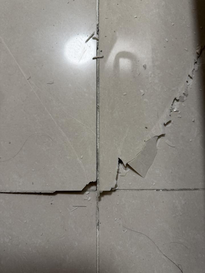 Tile RepairJob photo