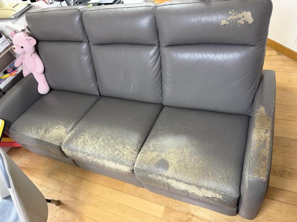 傢俬維修工作照片