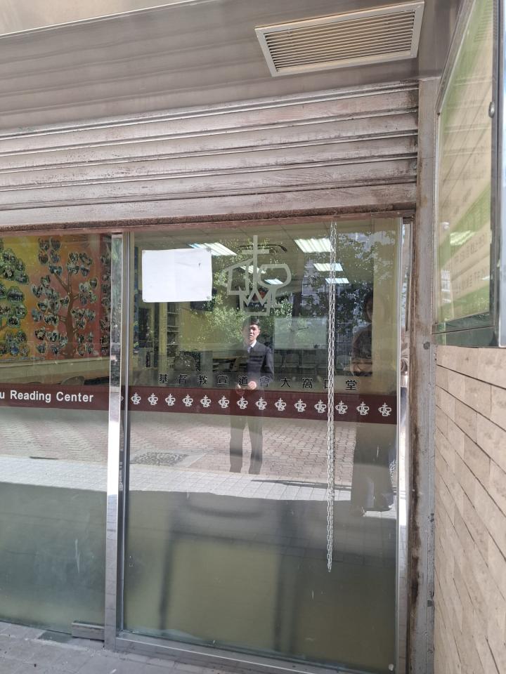 捲閘維修工作照片