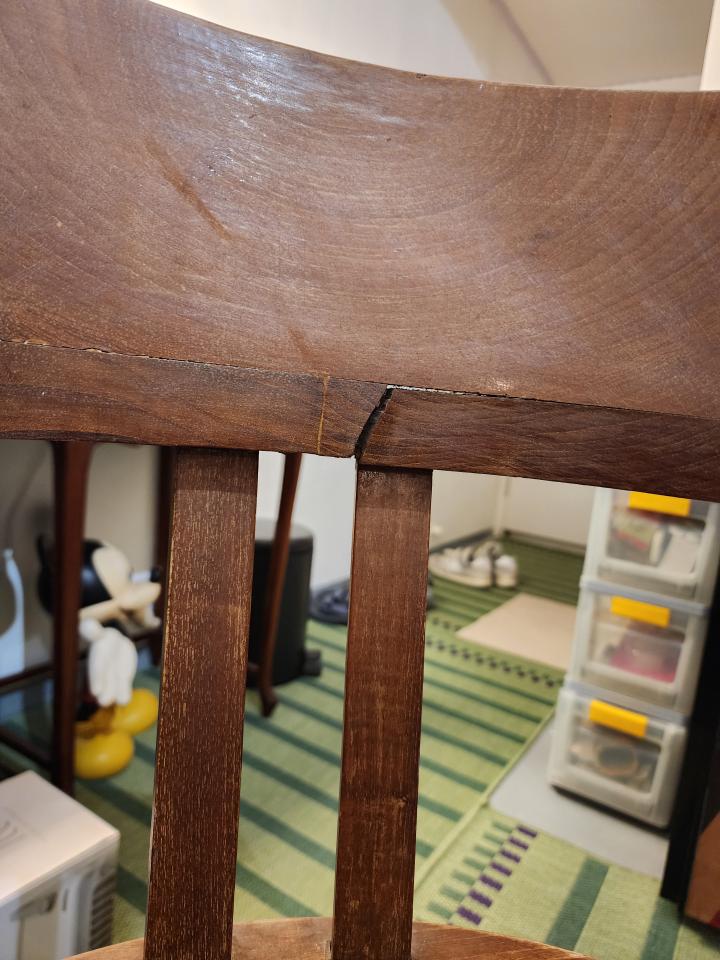 傢俬維修工作照片