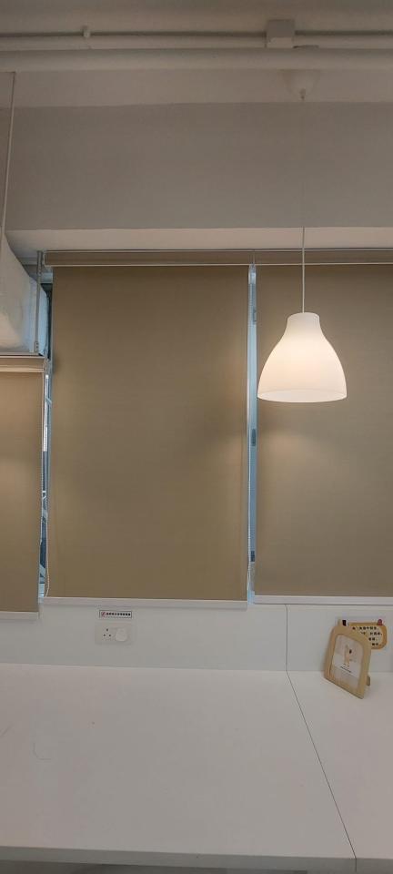 窗簾安裝工作照片