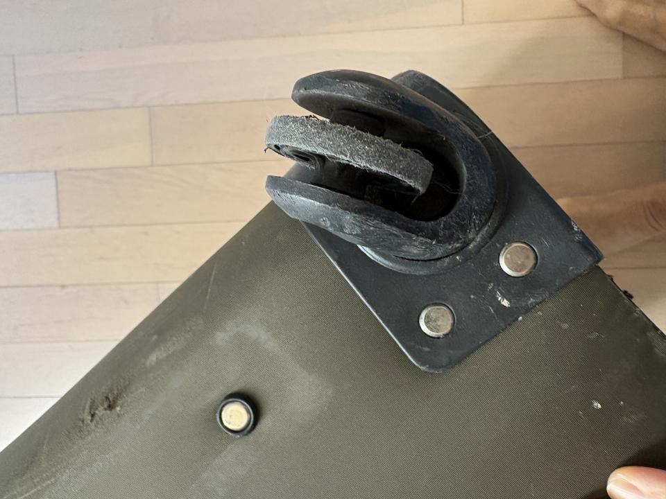 行李箱維修工作照片