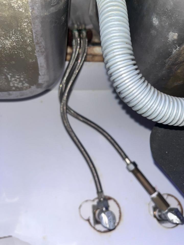 Faucet Repair & InstallationJob photo