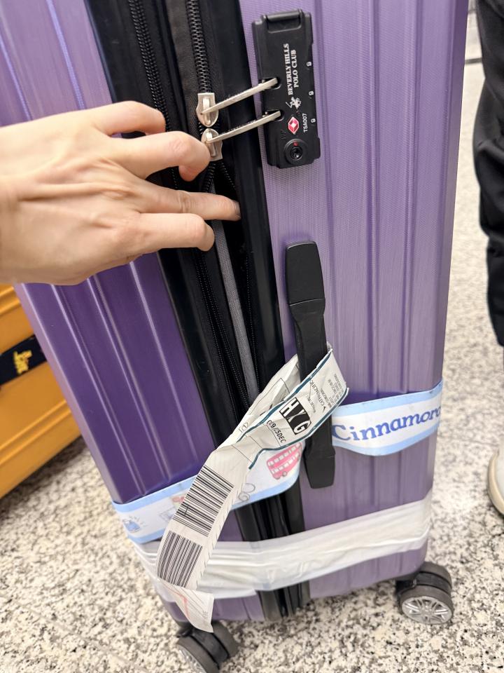 Luggage RepairJob photo