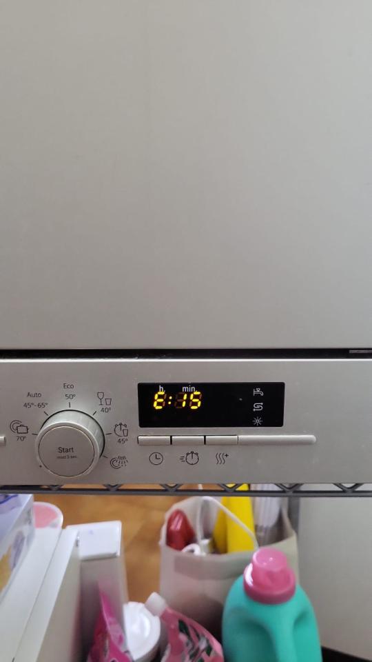 洗碗機安裝工作照片