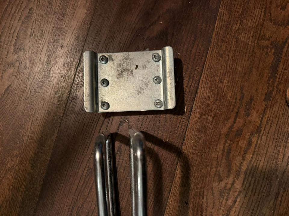 Furniture RepairJob photo