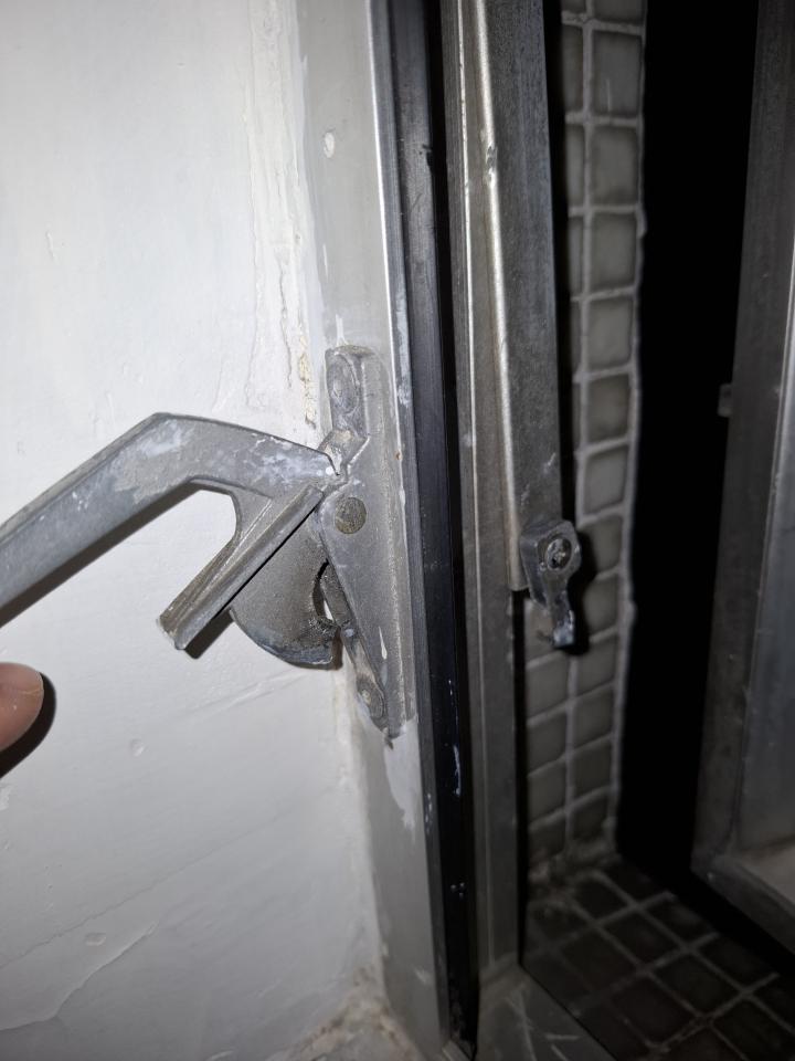 鋁窗維修工作照片