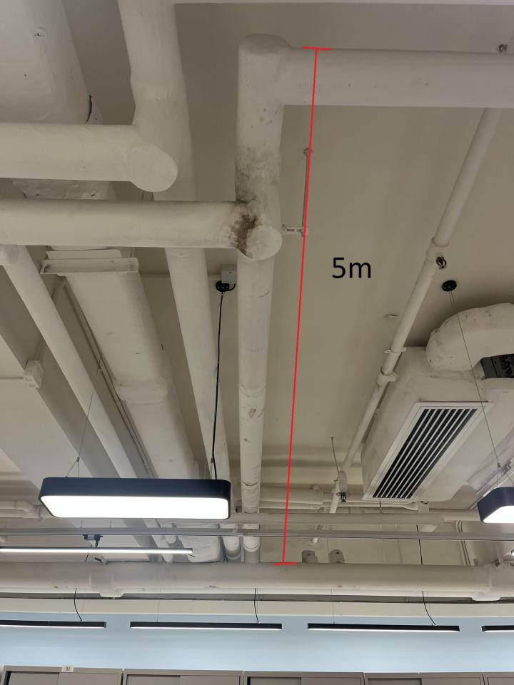 冷氣維修工作照片