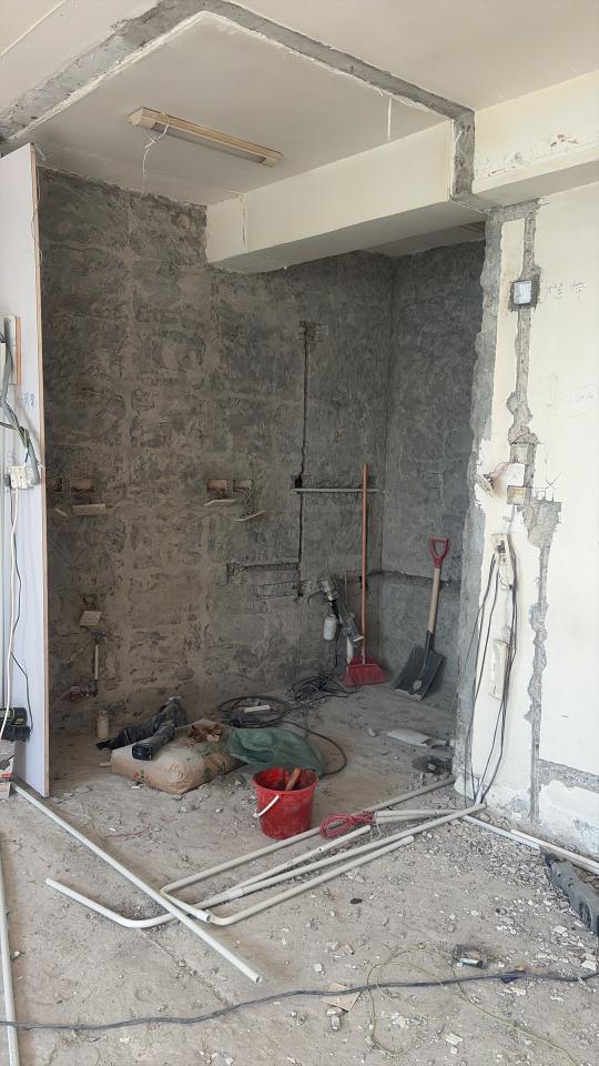 天花工程工作照片