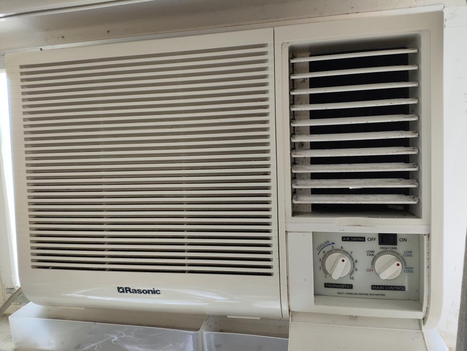 冷氣維修工作照片