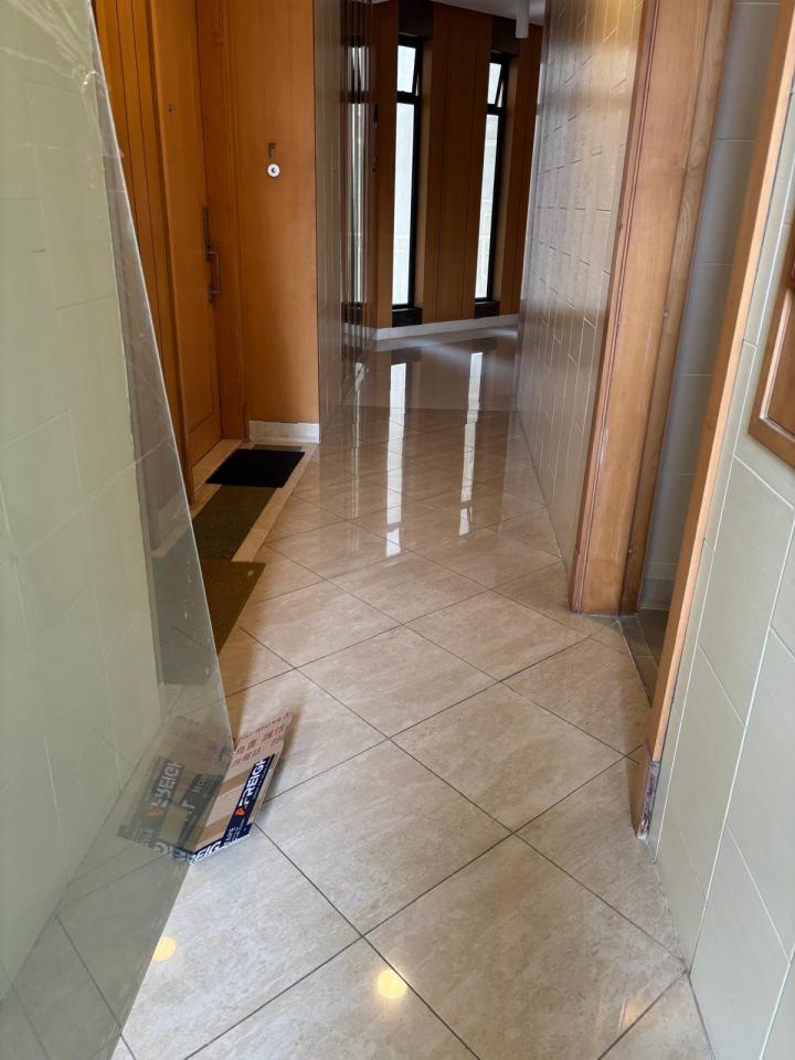 Tile RepairJob photo