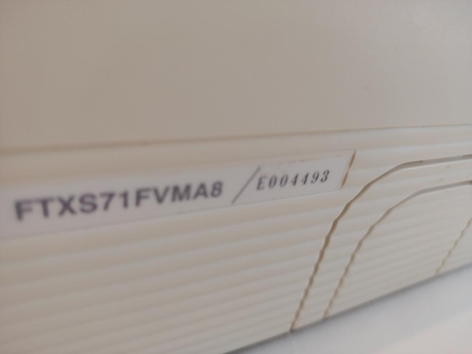 冷氣維修工作照片