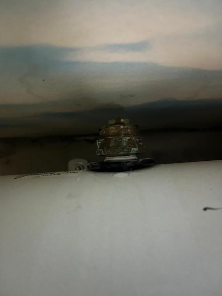 熱水爐安裝維修工作照片