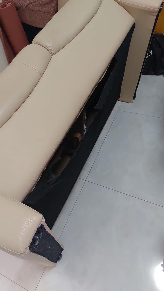 傢俬維修工作照片