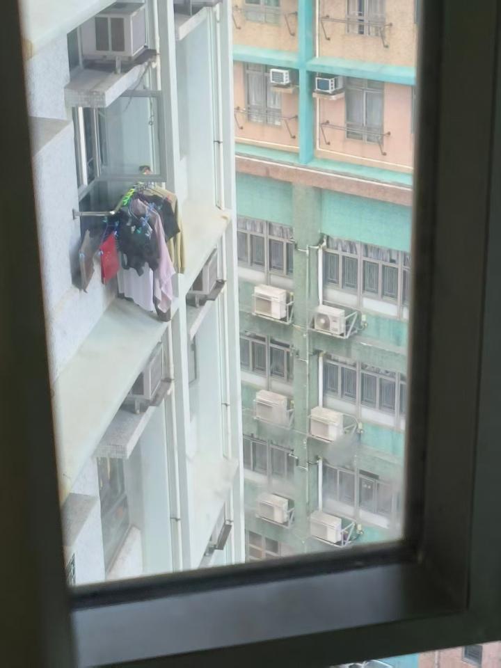 晾衫架安裝工作照片