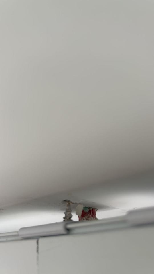 傢俬維修工作照片