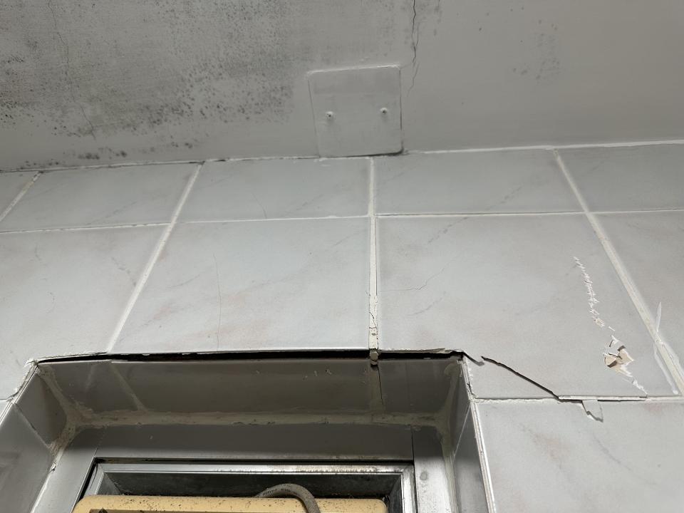 磁磚維修工作照片