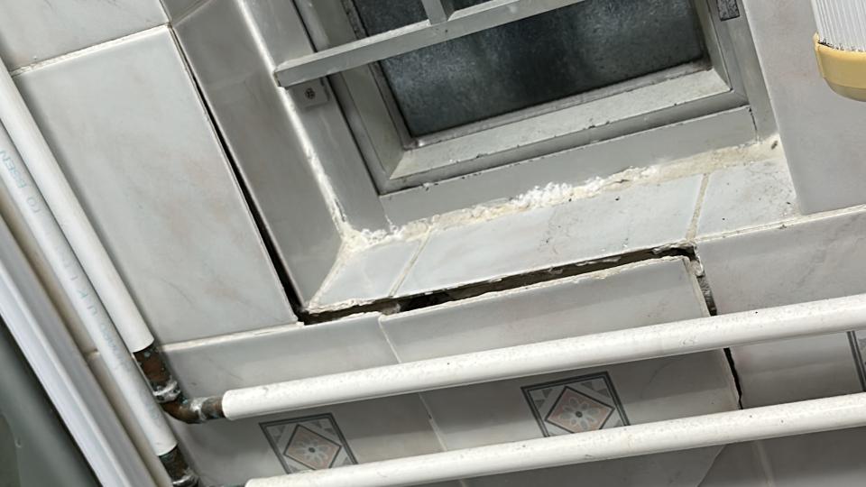 磁磚維修工作照片