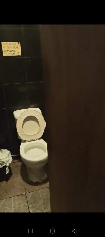 店鋪清潔工作照片