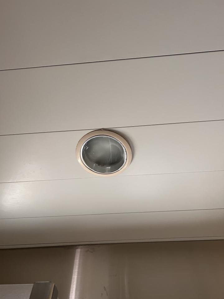 燈飾維修工作照片