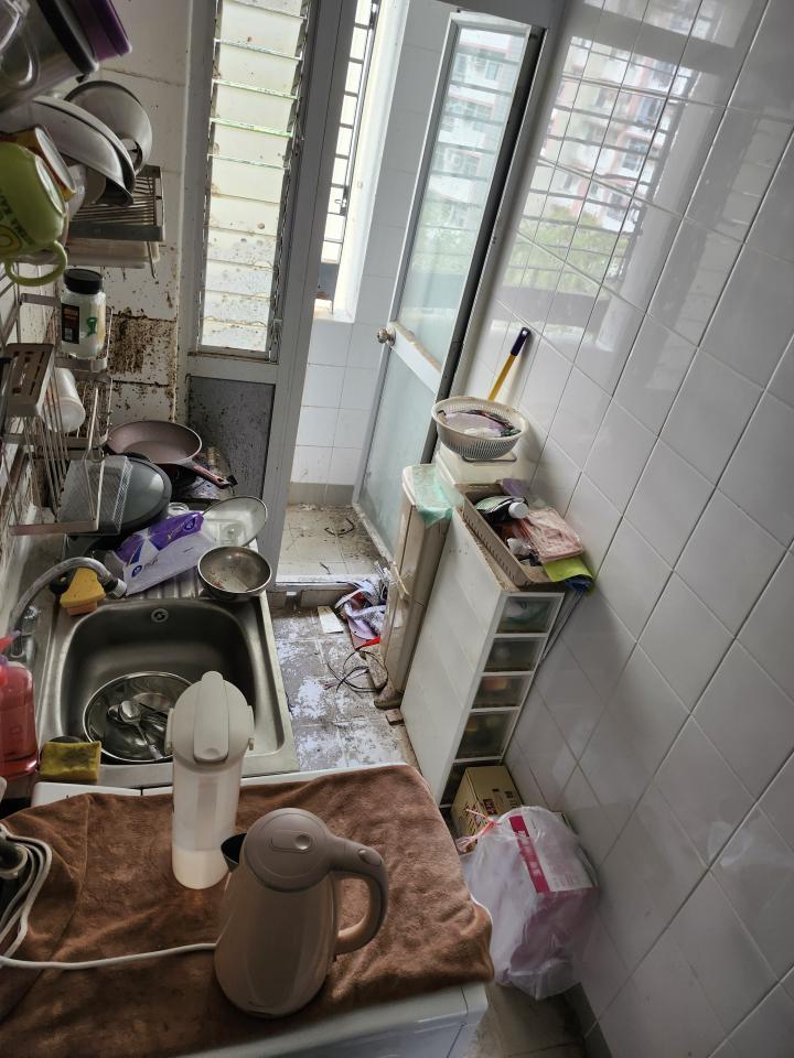 廚房清潔工作照片