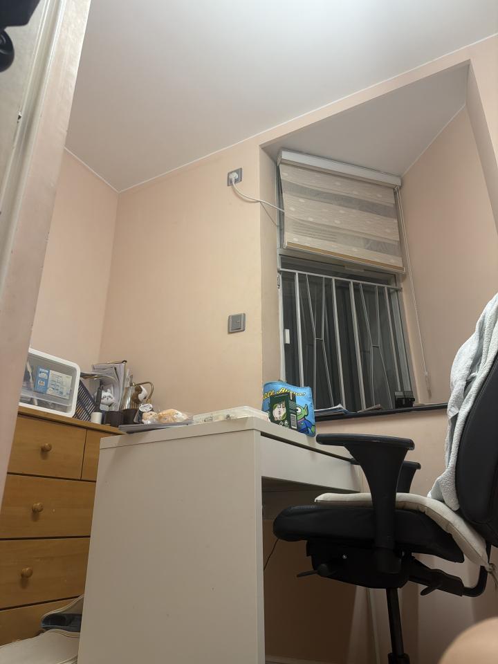 牆紙工程工作照片