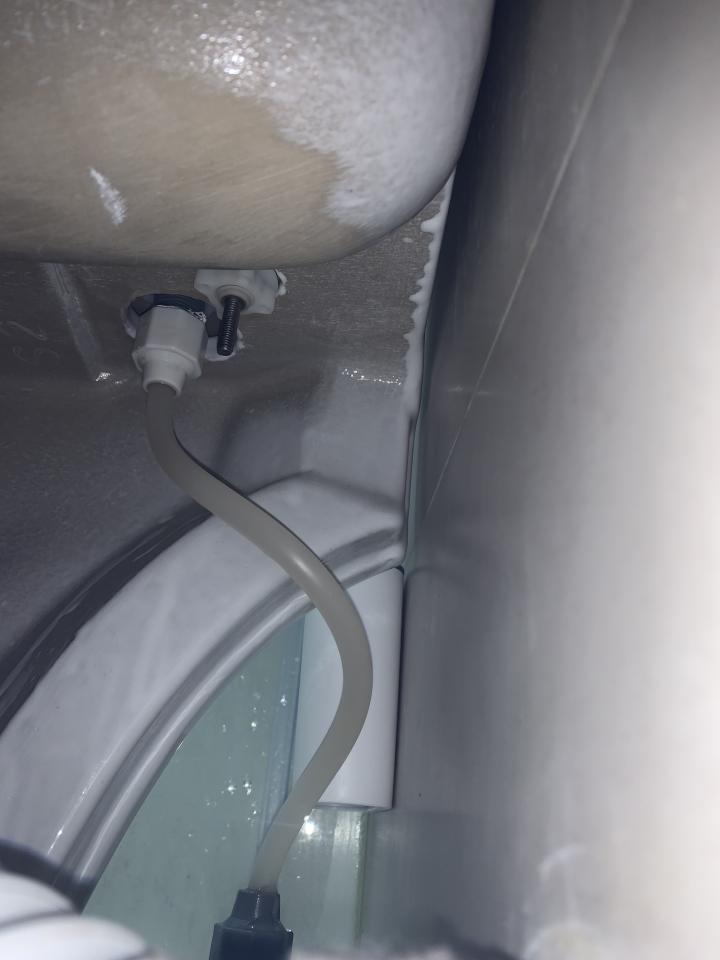 馬桶安裝工作照片